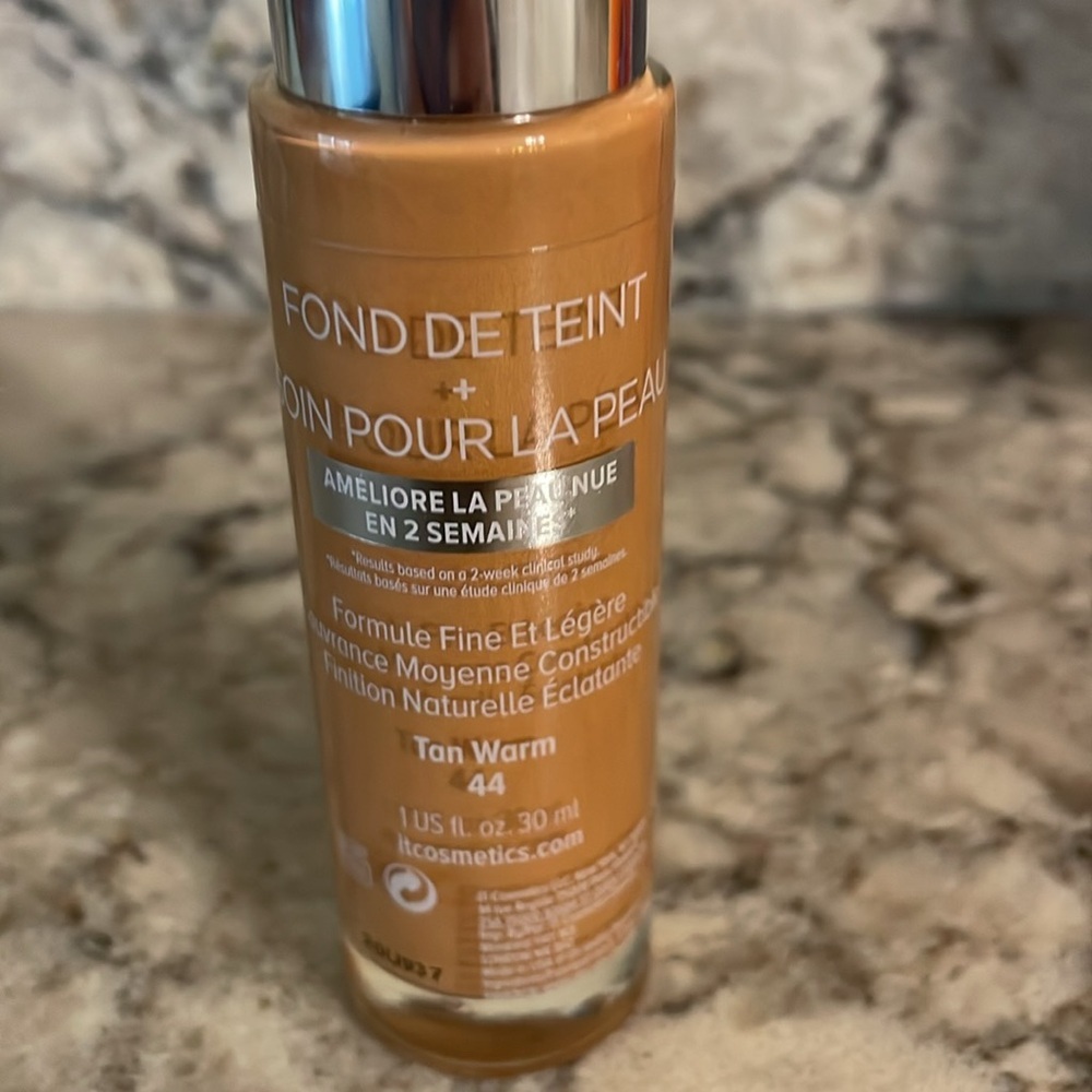 NIB IT Cosmetics Your Skin But better Foundation + Skincare Tan Warm 44 - Picture 3 of 8